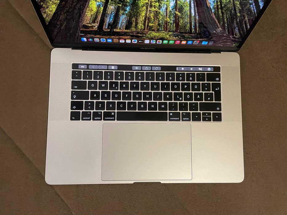 15" MacBook Pro А1707 Touch/Mid-2017/-i7/16GB RAM/256GB SSD