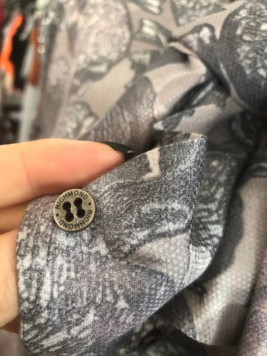 Camasa Richmond XS noua