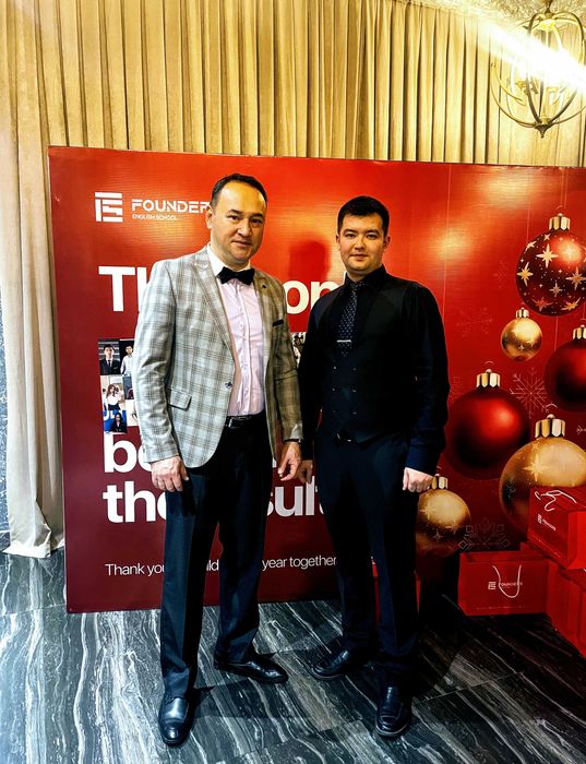 Ведущий Мансур Алимов