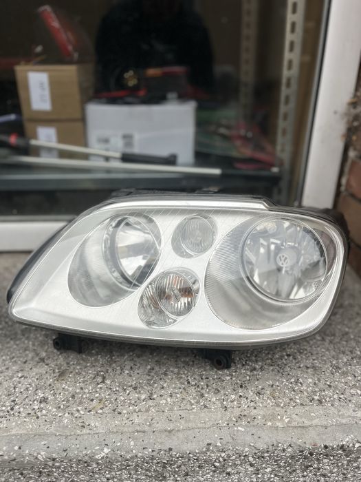 Фарове за VW Туран 03-06