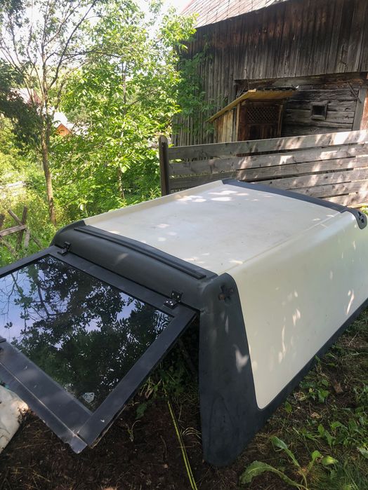 VAND | Hardtop Toyota Hilux 2004