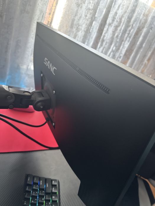 Монитор SANC  продам