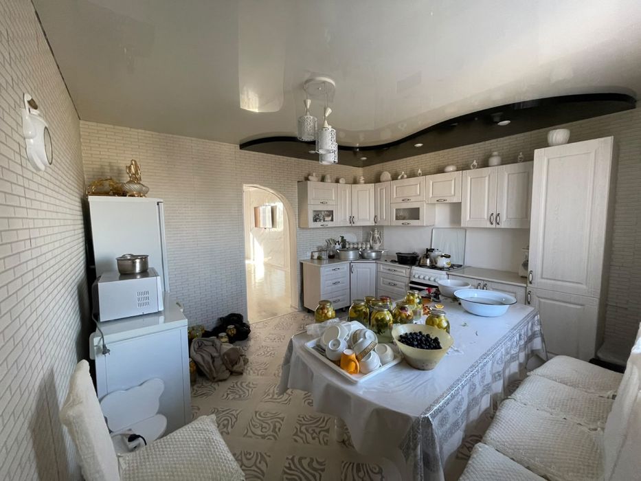 Продам дом 190 квадрат, 12 соток