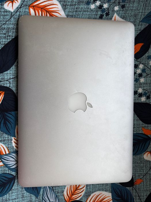 MacBook Pro apple