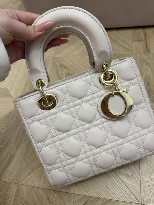 Сумка в хорошем состояний