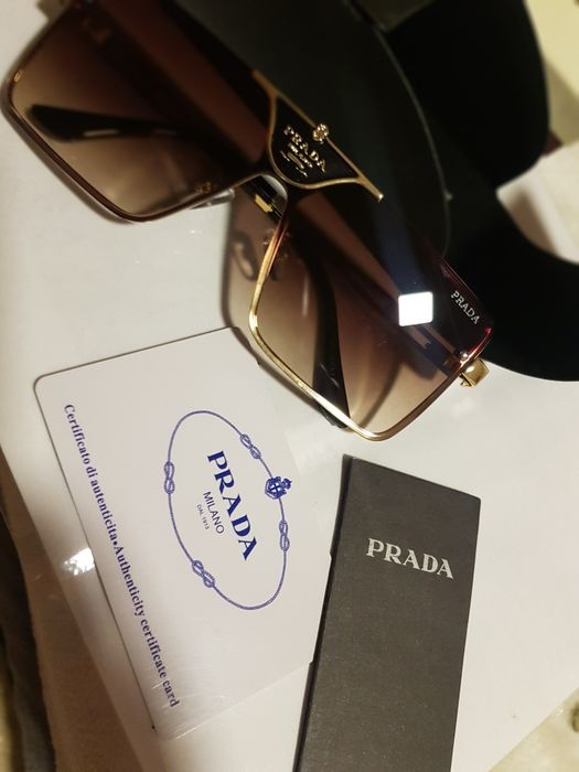 Ochelari de soare Prada cu card si Certificat