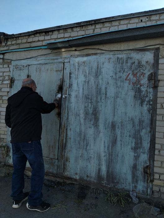 Продам 2-х этажный гараж