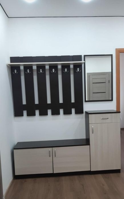 Прихожая  ЛДСП б/у