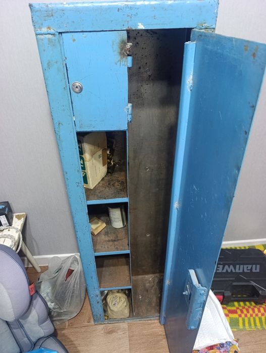 Продам сейф не дорого!