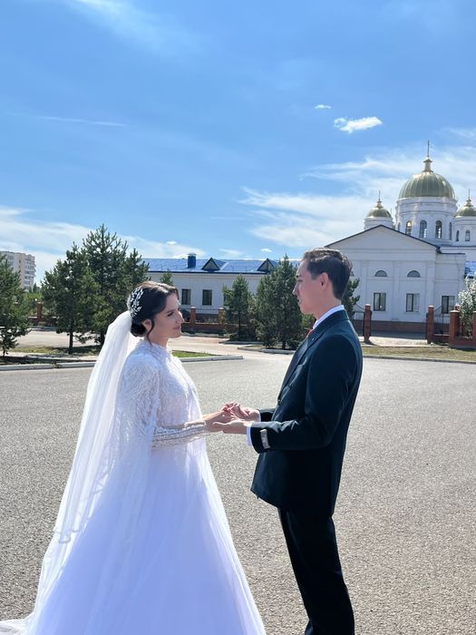 Продам свадебное платье