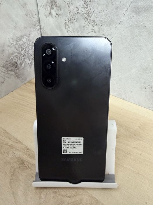 Samsung    a17