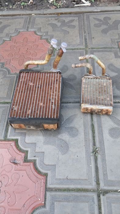 Продам радиаторы печки паджеро 2