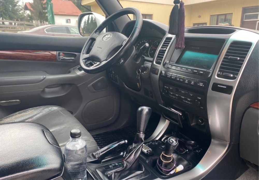 Toyota Land Cruiser/7 locuri /Cauciucuri noi/