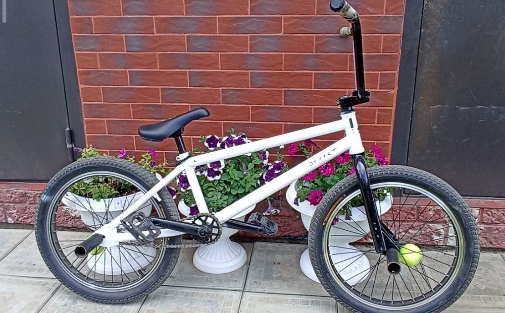 Трюковой велосипед бмх