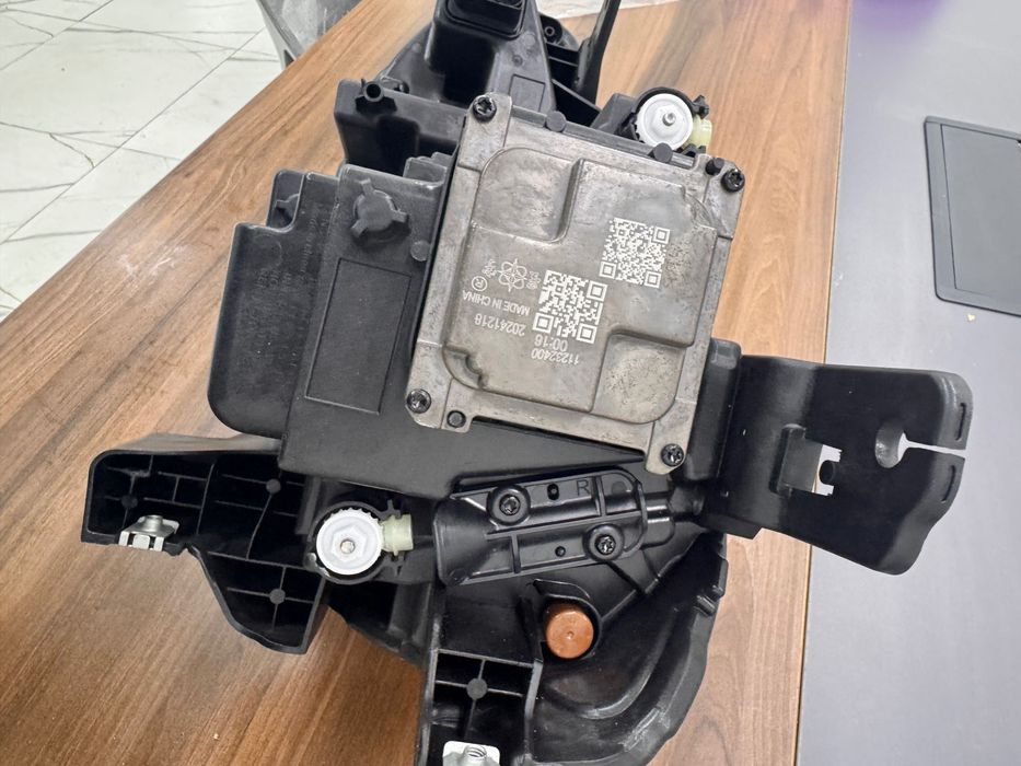 Фара передняя правая Jetour X70 Plus