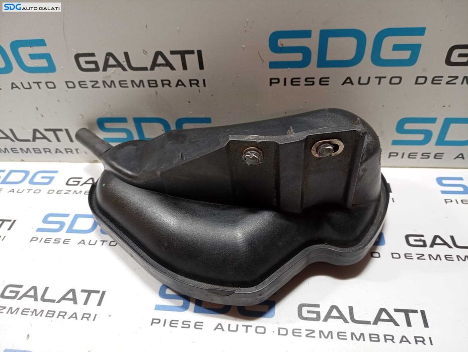 Rezervor Vacuum Vas Depresor Audi A4 B7 2.5 TDI V6 2005 - 2008 Cod 8D0131541B [M4466]