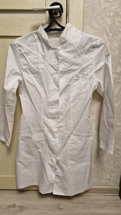 Продам Медицинские халаты