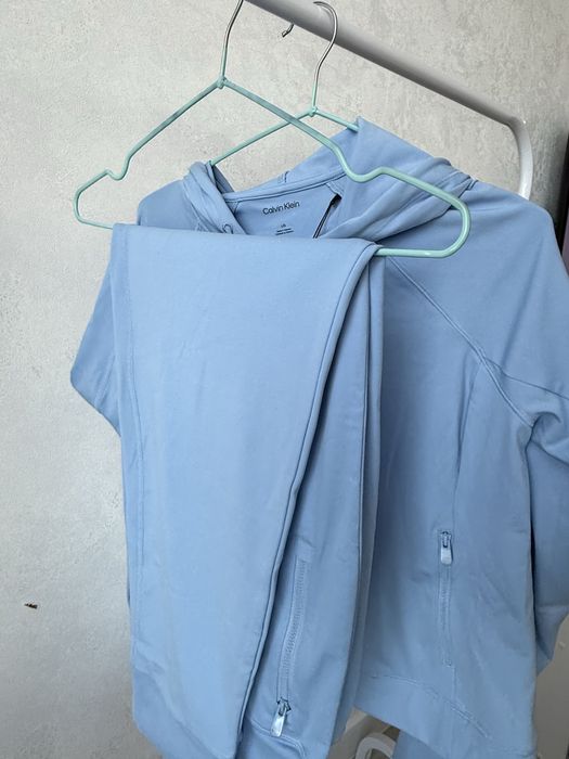 Новый костюм calvin klein