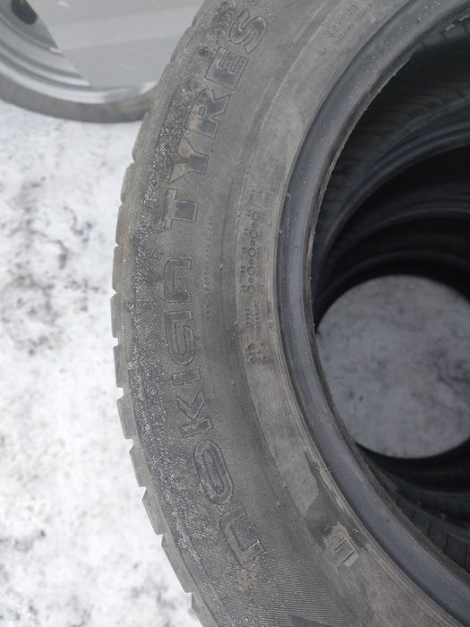 Продам комплект шин