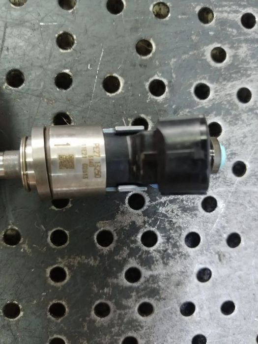 injector 2.0b pe skyactiv  mazda cx-3 2021 pe2713250