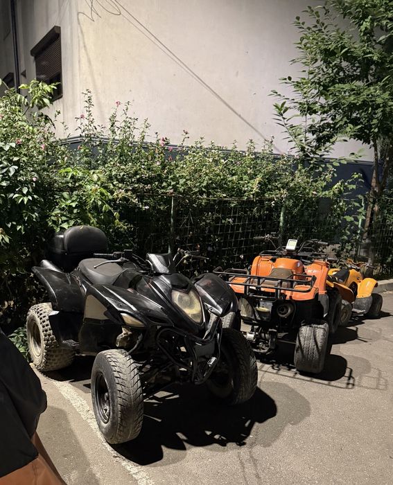 Vand Atv uri -8 bucati mici si mari