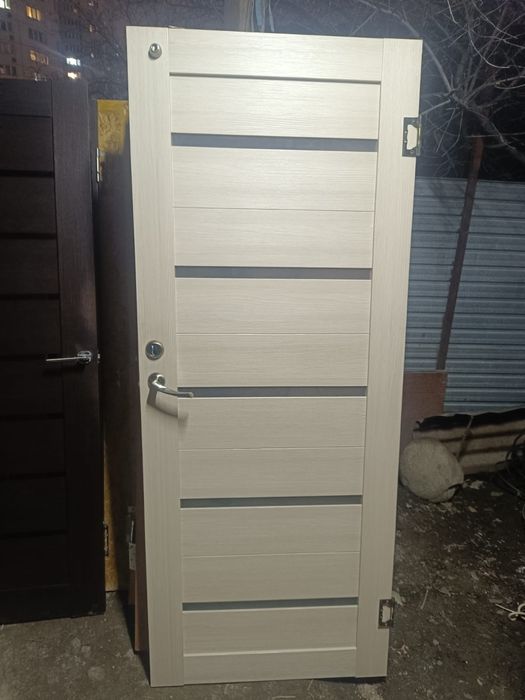 Двери от 3тысяч до 10тысяч