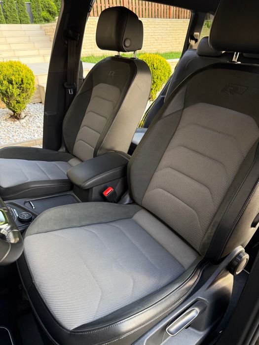 VW Tiguan 2019 all space 7 locuri R Line 2.0L TSI 220 CP benzina 4x4