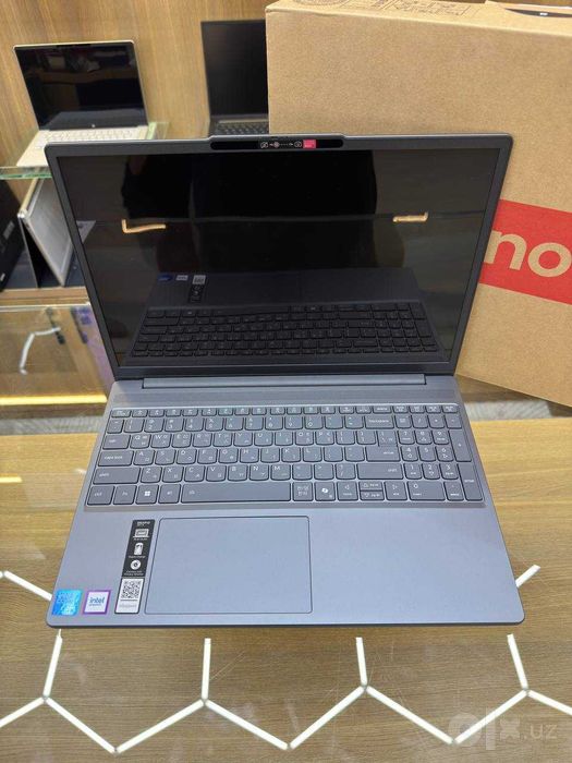 Noutbuk LENOVO IdeaPad Slim 3 Core 5 210H 8/256GB 15.1 WQXGA OLED