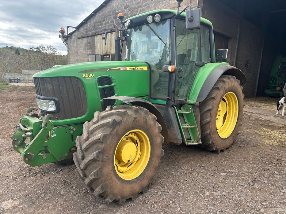 Tractor john deere 6530