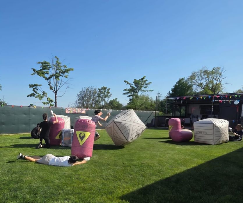 AVANSAT 2h: LASER TAG in curte 10-99ani)