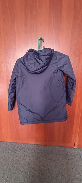 Продам куртку осень, весна