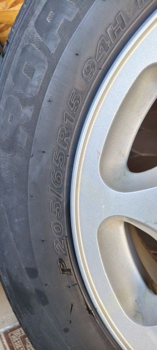 Диски на летней резине. Мерседес..