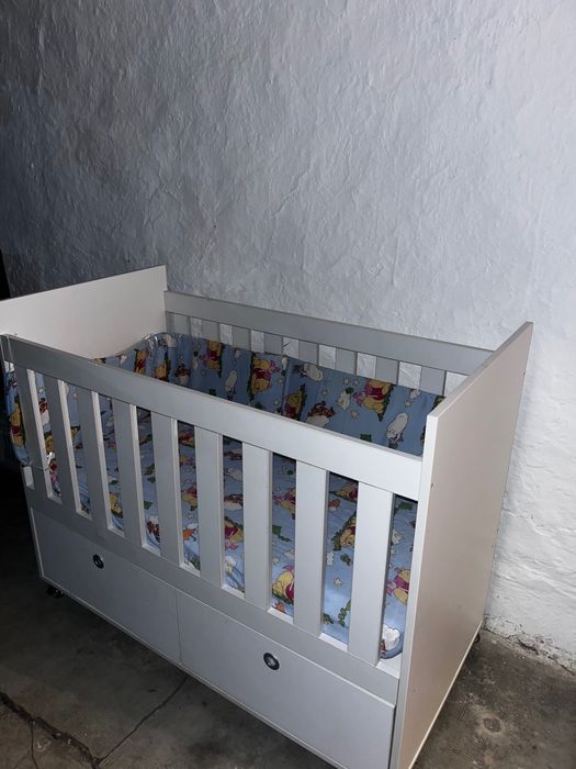 Vând patut din lemn  copii