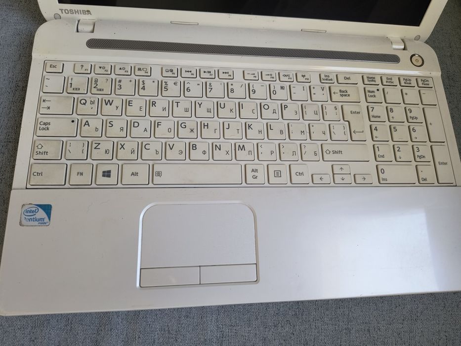 Лаптоп Toshiba за части