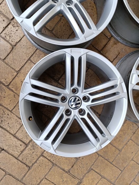 Оригинални джанти за Фолксваген 5х112 18 цола Шкода