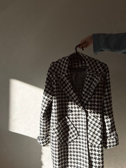 Продам пальто размер 42-44
