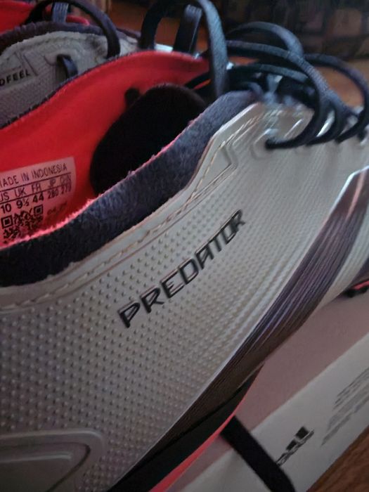 Бутонки adidas predator