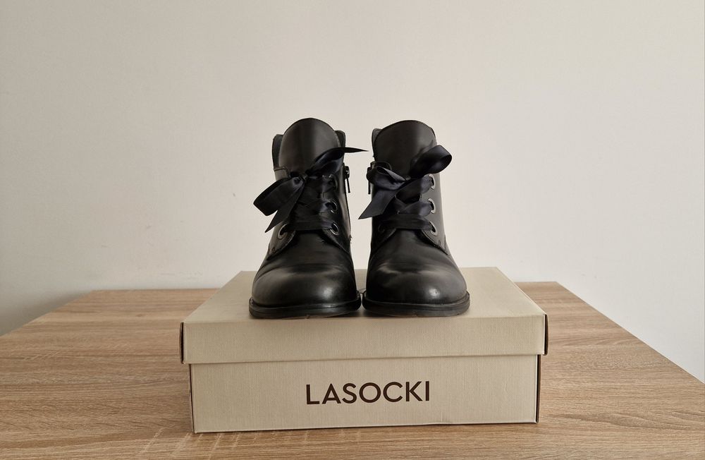 Дамски боти Lasocki