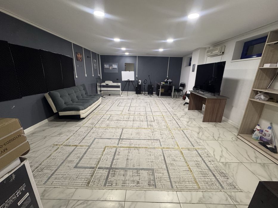 Сдается студио 40квм