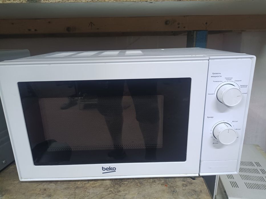 Продам микроволновку Панасонник 18т
