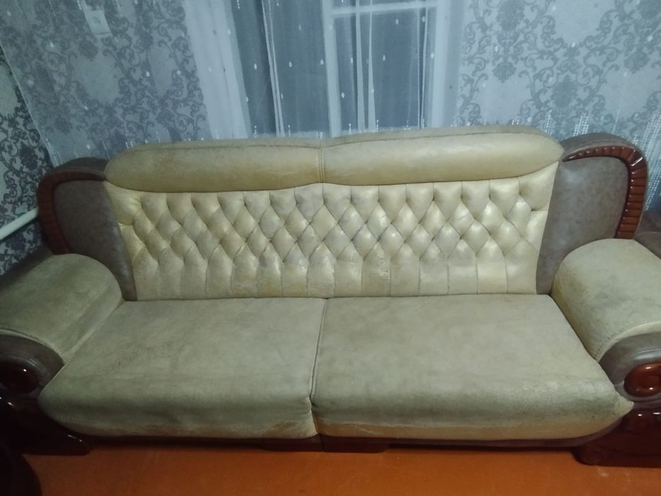 Кожаный диван тройка
