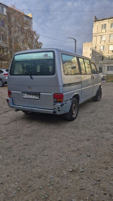 Volkswagen T-4 caravelle