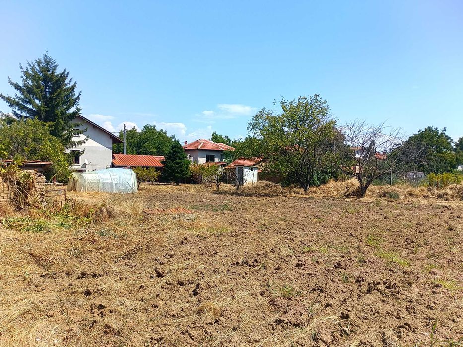 Продава се Къща в с. Избеглии, Област Пловдив - 1300 кв.м за 58 €/кв.м - Снимка #19