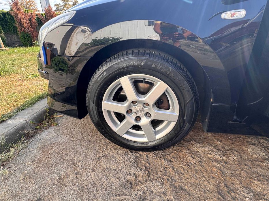 Hyundai i30, 1.4 benzina tip break, foarte incapatoare! km putini!