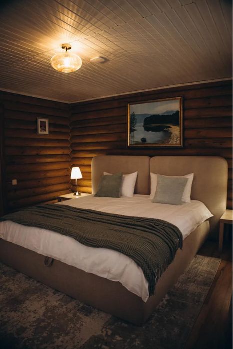 Дом в лесу с приватной территорией