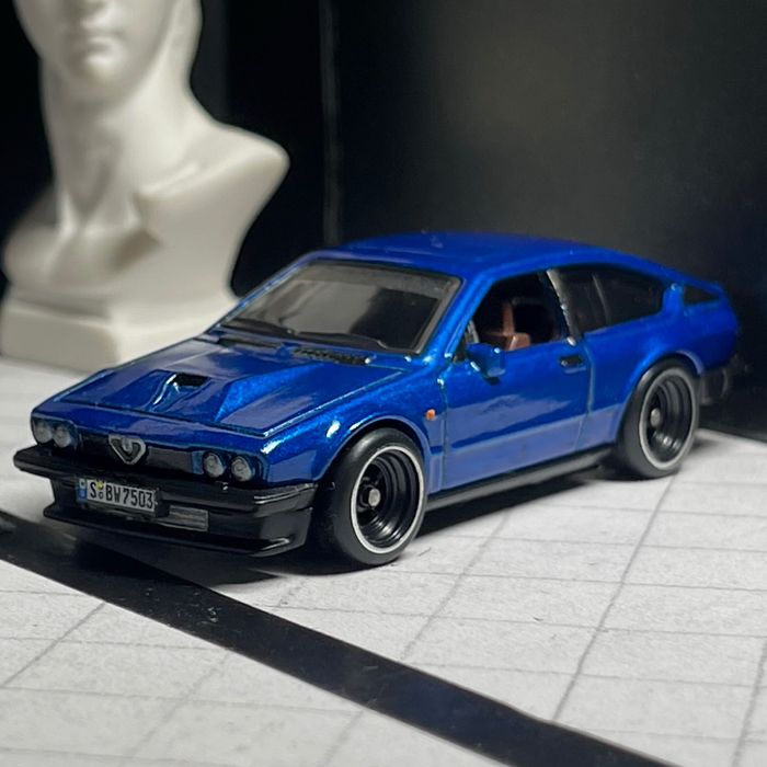 Custom Hot Wheels Alfa Romeo GTV6 3.0