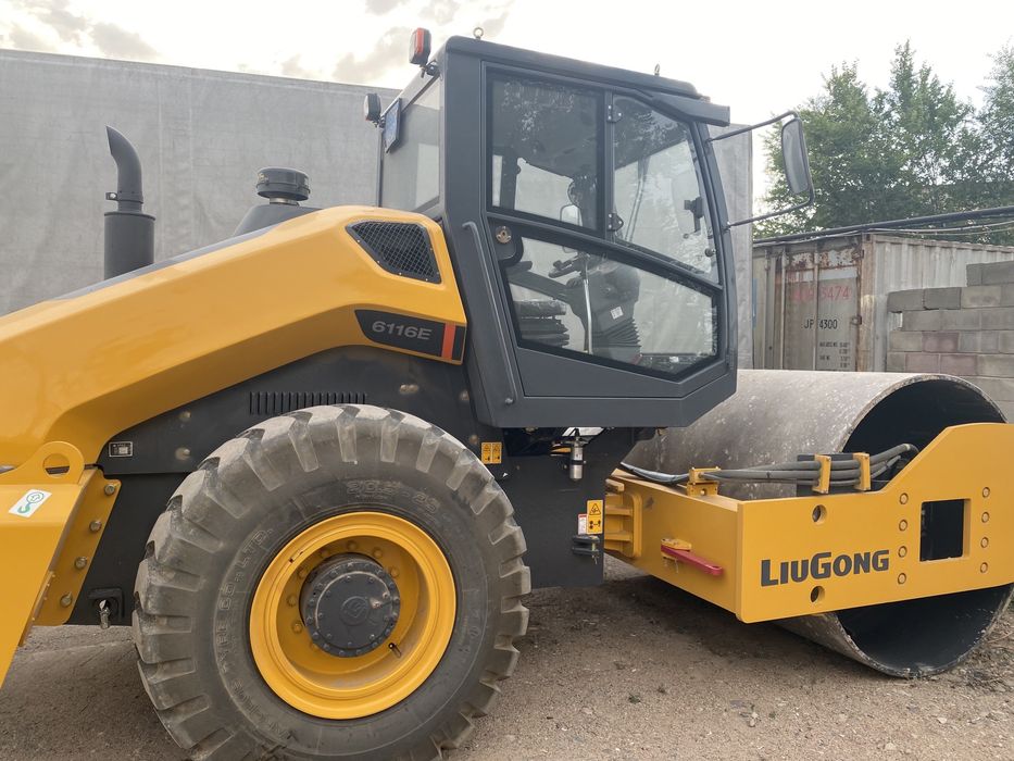 Каток аренда 16 тонн