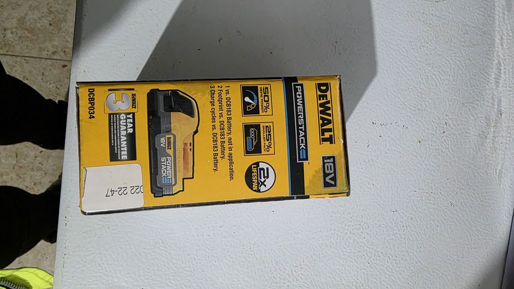 Baterie dewalt 1.7 ah slim