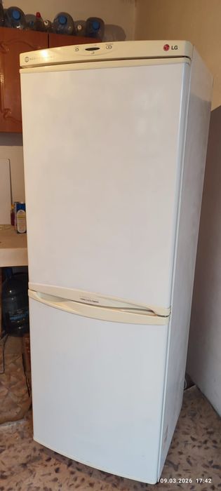 Холодильник LG no frost.