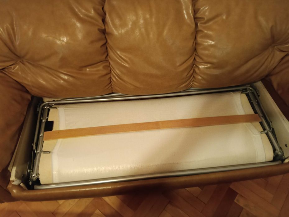 Кожени дивани/холова гарнитура